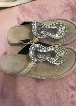 Шльопанці clarks 37p