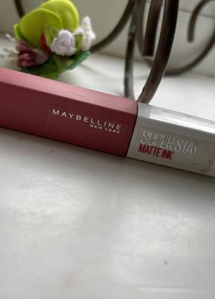 Матова стійка помада maybelline super stay