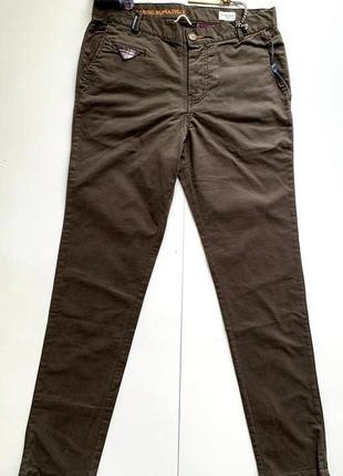 Чоловічі брюки w32 rumjungle (італія)