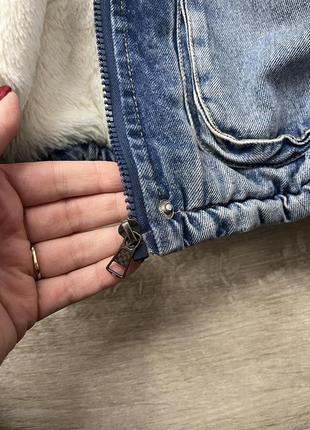 Зимняя джинсовая курточка для девочки