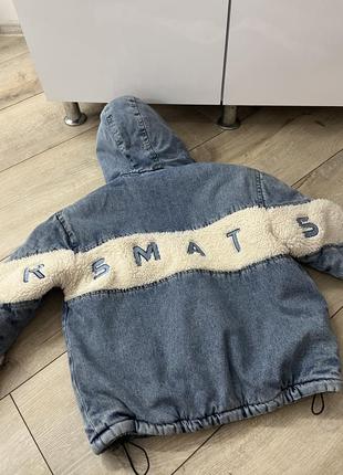 Зимняя джинсовая курточка для девочки