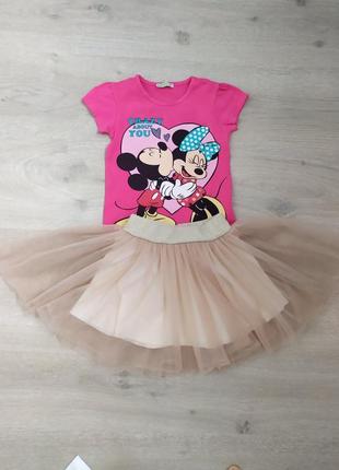 Красива футболка міккі