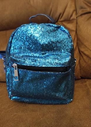 Сумка - рюкзак 17см на 18см на 9см