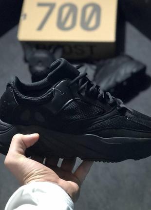 Мужские и женские кроссовки  adidas Semi yeezy boost 700 full black