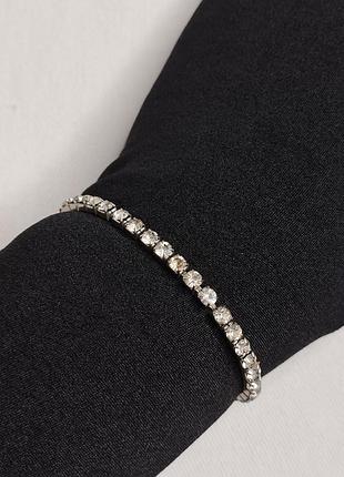 Браслет со стразами