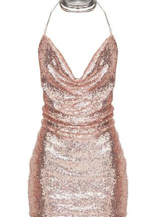 Роскошное праздничное платье с золотистыми пайетками