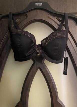 Бюстгальтер, в чорному, кольорі, з маленьким обхватом, від дорогого бренду: masquerade lingerie 🫶