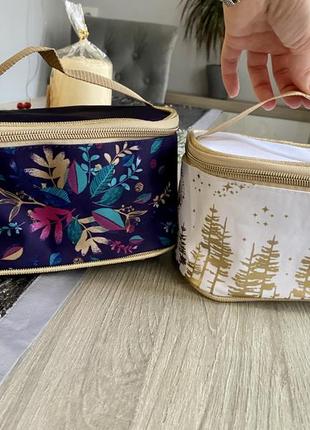 Косметичка белая праздничная ив роше