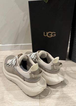 Кроссовки ugg