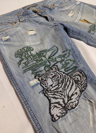 Винтажные distressed джинсы dsquared 2 с вышивкой. тигр, утки4 фото