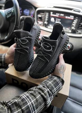 Мужские кроссовки  adidas Semi  yeezy 350 v2  black reflective laces