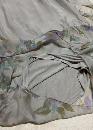 Блуза шелковая серая шелковая блузка шелк з цветами bella moba- m,l6 фото