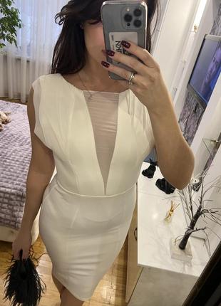 Утягивающее белое платье футляр ax paris размер м3 фото