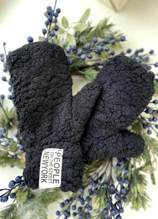Рукавички жіночі теплі тедді однотонні трендові комфортні стильні пудрові чорні3 фото