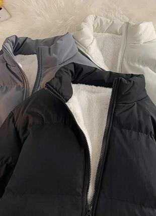 Куртка женская теплая зимняя на зиму базовая без капюшона утепленная мехом черная серая белая пуховик батал короткая стеганая5 фото
