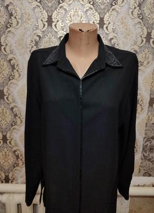 Жіноча блуза