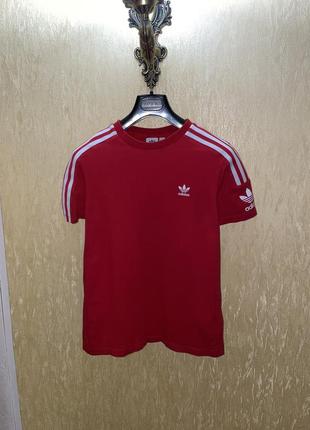 Футболка adidas