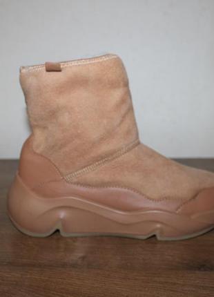 Зимові чоботи з натуральним хутром ecco chunky sneak, 38 розмір