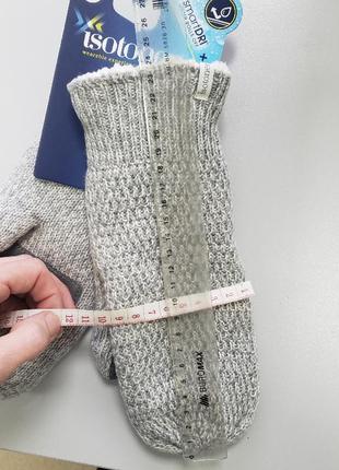Isotoner женские варежки рукавички теплые зимние серые вязаные6 фото