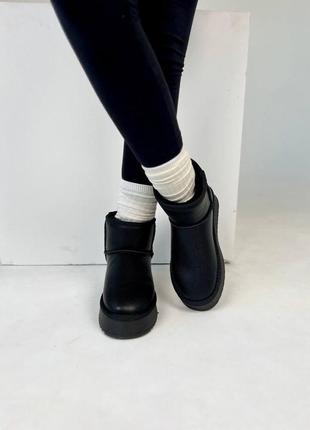 Женские теплые зимние кожаные сапоги ugg mini, женские зимние сапожки, ботинки черные угги. женская обувь6 фото