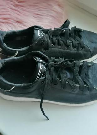 Чорні кросівки skechers 38р