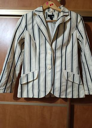 Блейзер в полоску