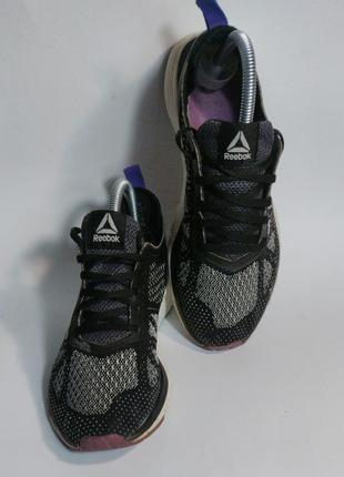 Жіночі кросівки для бігу reebok print smooth clip ultraknit2 фото