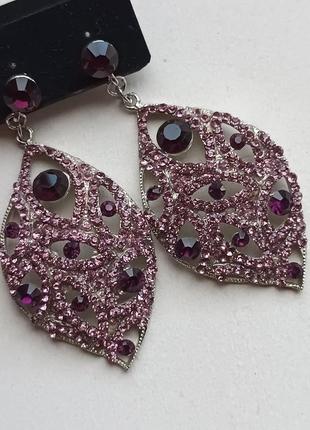 Розкішні крупні вечірні сережки шандельєри з кристалами лілово-рожеві