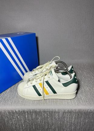 Оригінальні шкіряні кросівки adidas superstar