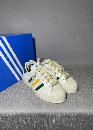 Кожаные оригинальные кроссовки adidas superstar7 фото