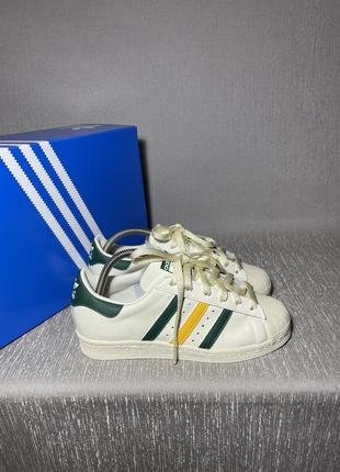 Кожаные оригинальные кроссовки adidas superstar8 фото