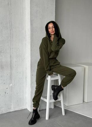 Жіночий теплий комбінезон