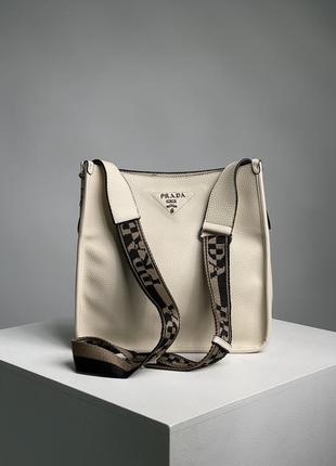 Женская сумка премиум качества в брендовом стиле