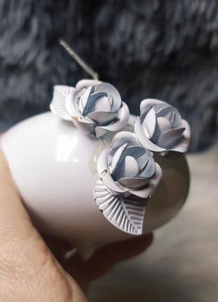 Кульки прикраси на ялинку з декором білі квіти8 фото