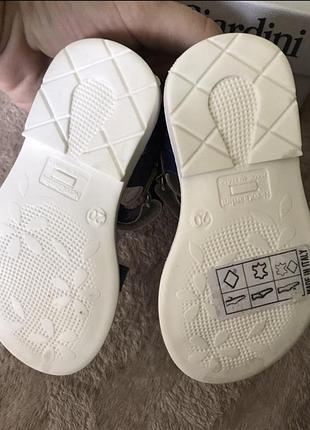 Босоніжки nero giardini 20 р 2