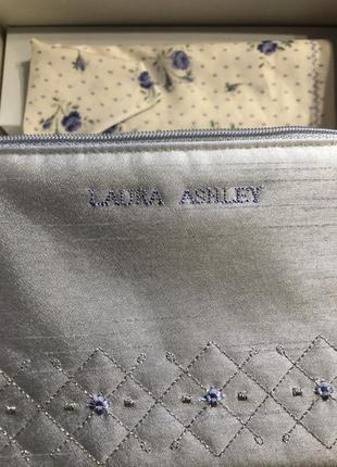 Футляр і хустка laura ashley оригінал2 фото