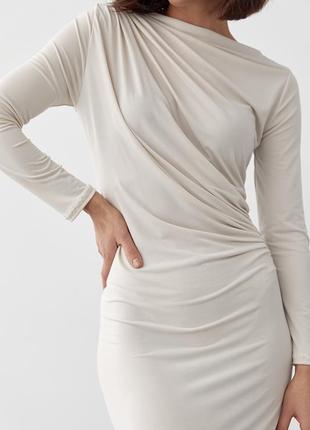 Платье женское вечернее макси с драпировкой кремовое4 фото