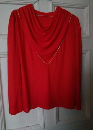 Дуже красива блузка.