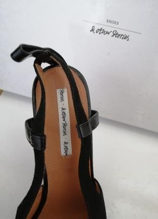 Шикарні босоніжки бренд& other stories