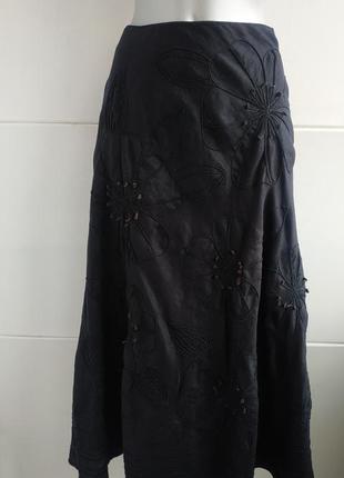 Льняна спідниця jaeger (єгер)  чорного кольору з вишивкою
