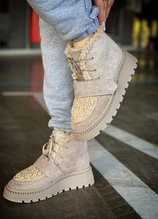 Жіночі черевики із натуральної замші збарашком 3011