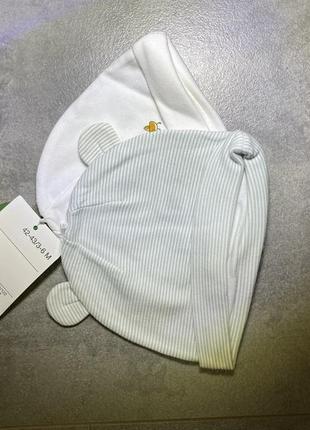 Детские шапочки 42-43 (3-6 м) и 40-41 (2-3 м) c&amp;a