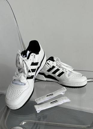 Adidas forum 84 low white black