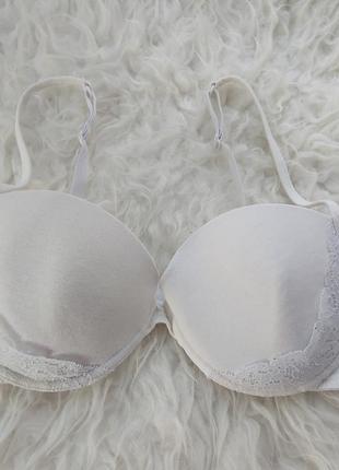 Бюстгальтер