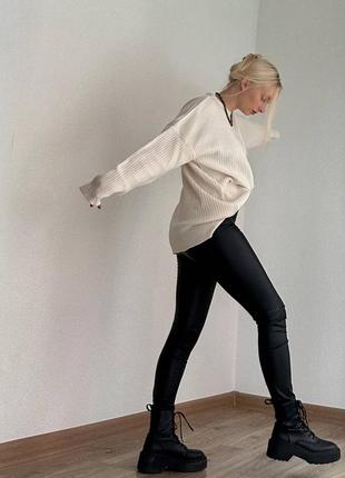 Комфортні теплі шкіряні легінси