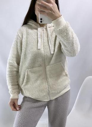 Тепла домашня кофта на змійці