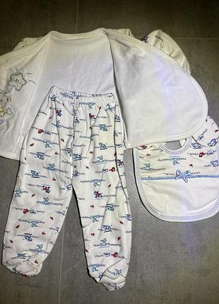 Комплект в роддом для новорожденного 3 мес (62 р)