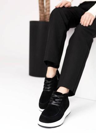 Ботинки женские замшевые черные5 фото