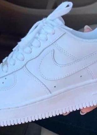 Женские кроссовки nike air force 1 low белые