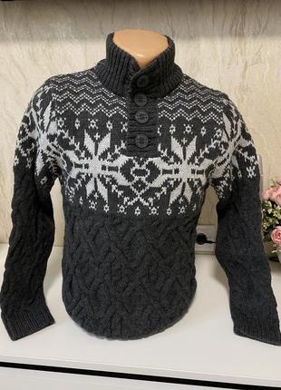 Теплий светр , сніжинки, розмір м2 фото